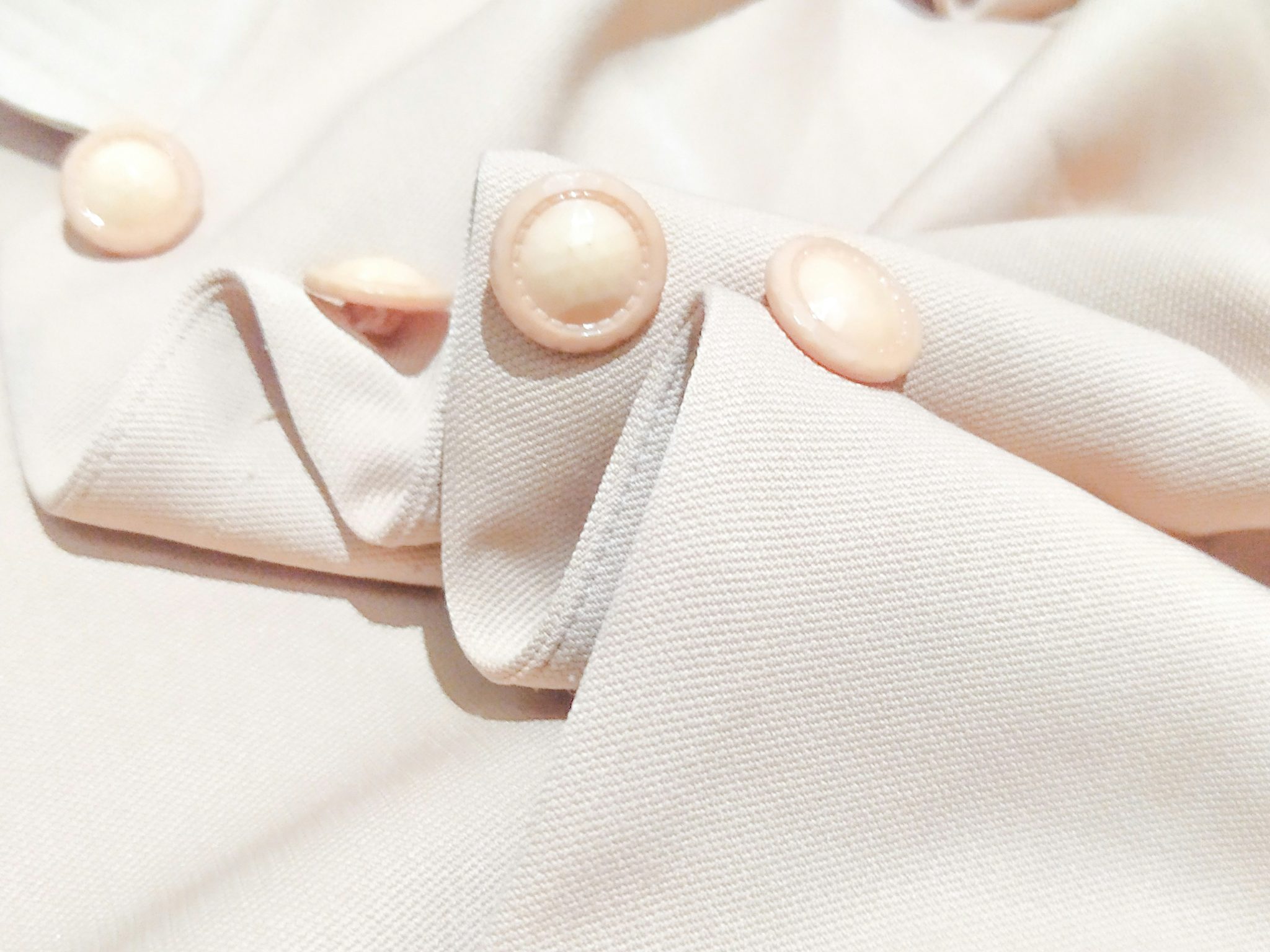 Hidden Garment Flaws - Inspect Zippers Buttons and Linings